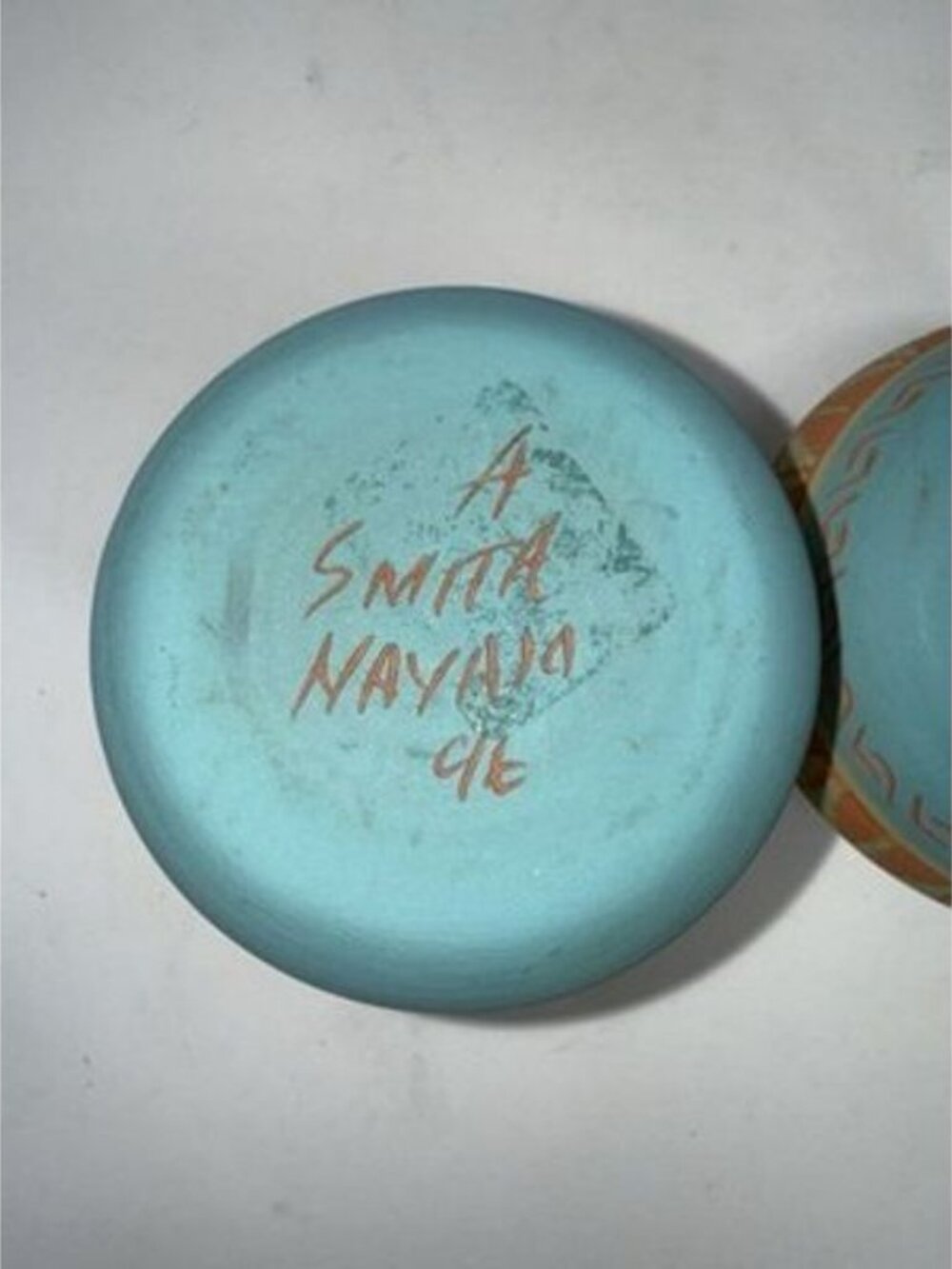 2 Navajo Indian Hand Etched & Painted Clay Pottery Vases by artist A Smith - Picture 9 of 10